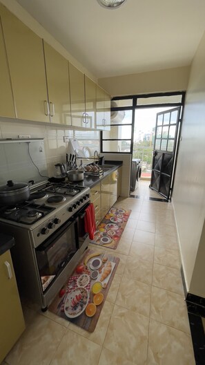 Private kitchen - Epic apartment by forever home, kilimani (Nairobi)