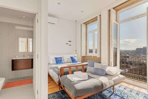 7 Schlafzimmer, Bügeleisen/Bügelbrett, WLAN, Bettwäsche