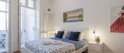 4 soverom, strykejern/-brett, wi-fi og sengetøy