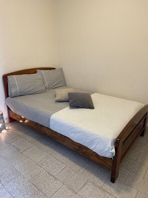 1 chambre, Wi-Fi, draps fournis