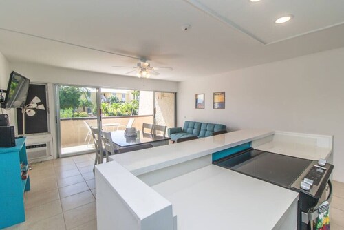 Mermaid Inn - Beachside w/pool