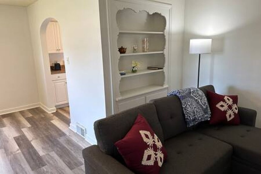 Sleeps 8, Ysu, Fairgrounds, Wi-fi, Ev1, Remote - Youngstown, OH