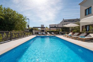 Piscina a l'aire lliure