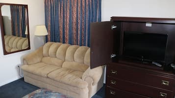 Deluxe Room | 1 bedroom, desk, free WiFi, bed sheets