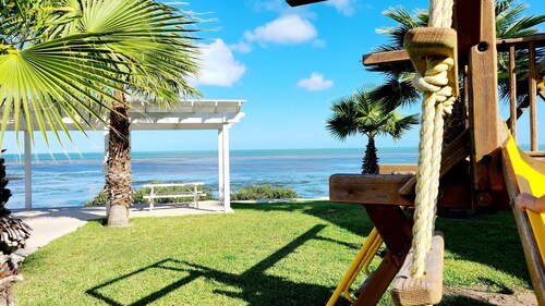 Beautiful And Cozy Bayfront Getaway at Port Isabel 