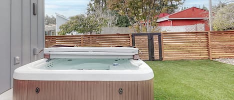 室外 SPA 浴缸