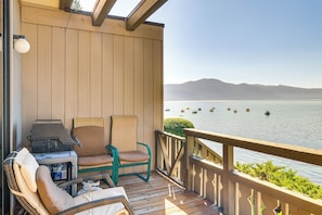 Property grounds - Lake Tahoe Gem w/ Furnished Deck & Water Views! (Incline Village)