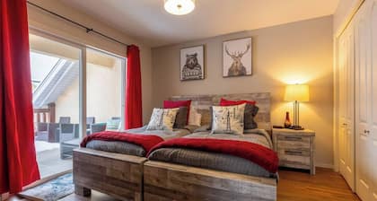 Riverside Chalet + Suite. Enormous Space