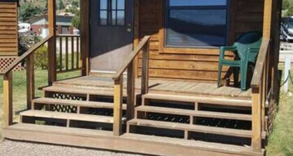 Elk Haven Camping (Cabin 7)
