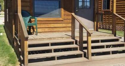 Elk Haven Camping - (Cabin 8)