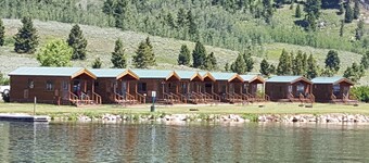 Elk Haven Camping (Cabin 10)