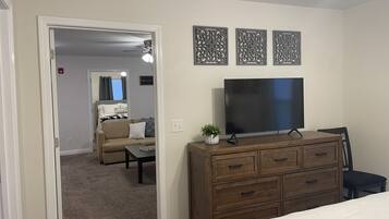 3 Schlafzimmer, Bügeleisen/Bügelbrett, kostenloses WLAN, Bettwäsche