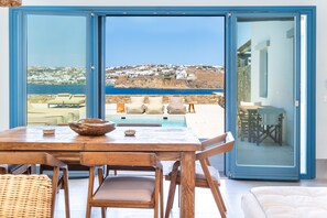 Dining - Villa 'Myko  Seafront' with Sea View, Wi-Fi and Air Conditioning (Mykonos)