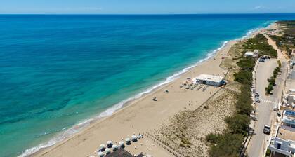Holiday Home 'Primo Piano Vista Mare' with Private Terrace and Air Conditioning