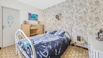 2 bedrooms, free WiFi, bed sheets