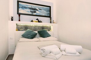 1 camera, Wi-Fi gratuito, lenzuola