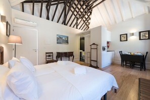 1 chambre, accès Internet, draps fournis