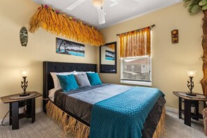 3 室のベッドルーム、デスク、アイロン / アイロン台、旅行用ベビーベッド