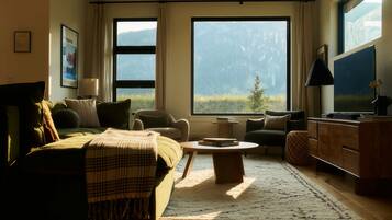 TV, DVD player, books, stereo