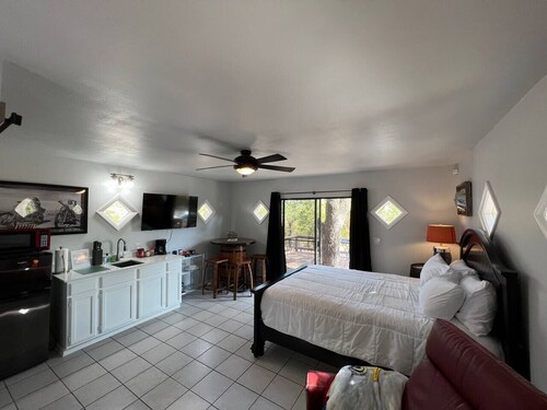 Easy Rider Cabin -Boat/Trailer prkg, Pet ok w/fee
