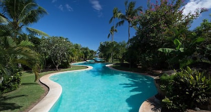 Meherio Beach Carlton- Tahiti - beachfront luxury residence & pool