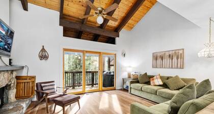Tahoe City Condo central to all!