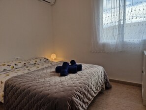 3 bedrooms, free WiFi, bed sheets
