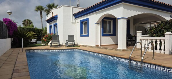 Pool - "Delphine"@MARISOL: 100m to the beach, private pool, A/C, WiFi, dog beach (Riumar)