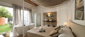 Villa Loria - Luxurious Villa with private pool located in the city centre