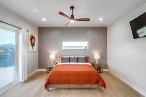 6 Schlafzimmer, Bügeleisen/Bügelbrett, Reisekinderbett, WLAN