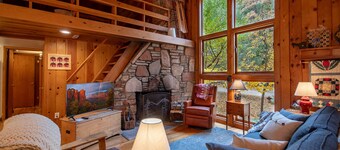 The Apple Cabin in Sedona Scenic Oak Creek Canyon