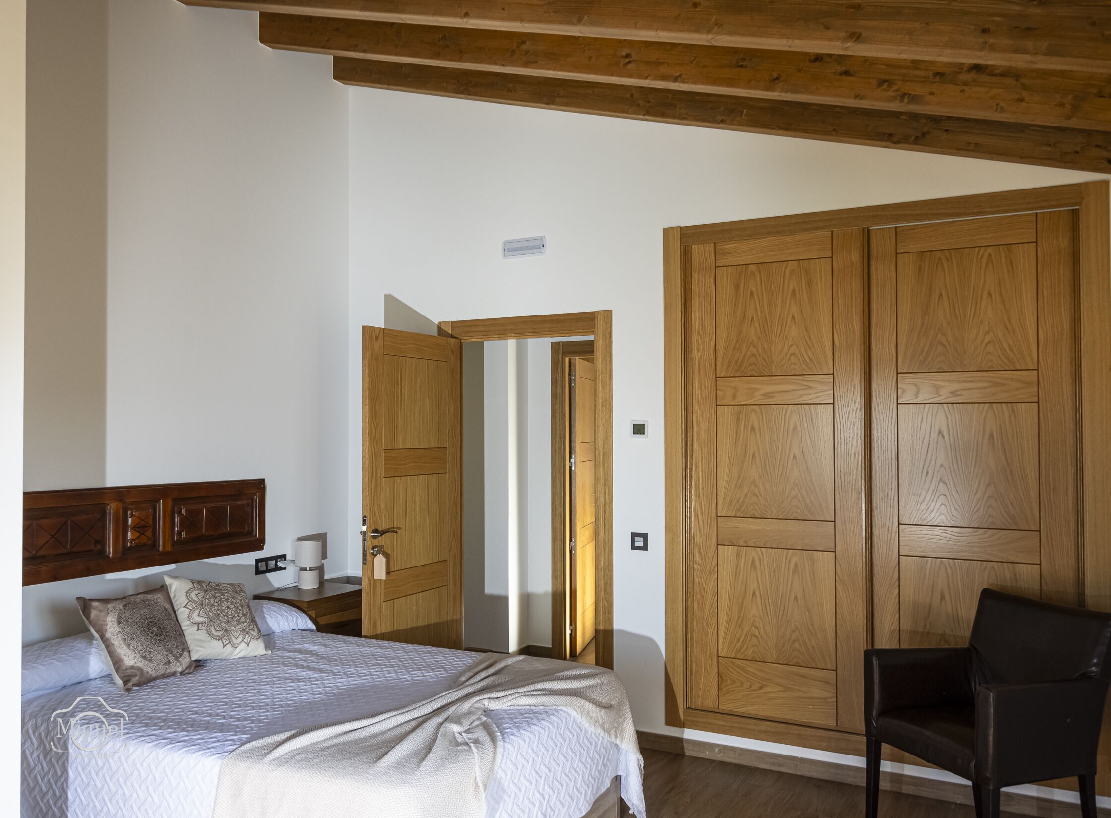 Exclusive Villa | 2 bedrooms, individually decorated, individually furnished, desk