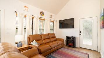 TV, fireplace, DVD player