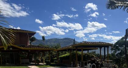 Charming Villa Near to Medellín Metro and Malls