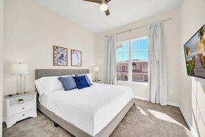5 Schlafzimmer, Reisekinderbett, WLAN, Bettwäsche