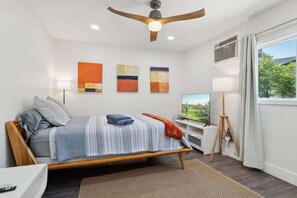 15 soverom, strykejern/-brett, wi-fi og sengetøy