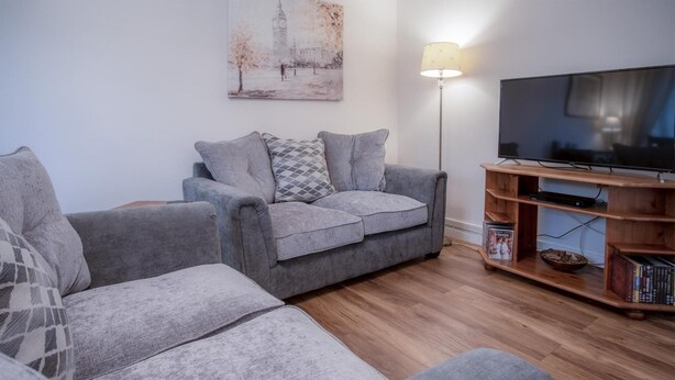 Living area - Seawinds - 2 Bedroom Bungalow - Pentlepoir (Kilgetty)