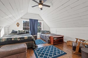 2 bedrooms, free WiFi, bed sheets - Pickles Cabin - 2BR Forest Escape (Arkdale)