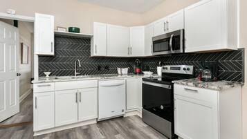 Fridge, microwave, dishwasher, coffee/tea maker