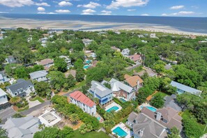 Exterior - Golden Hour! The Perfect Beach Home, Private Heated Pool, Steps to Beach and Marsh, Sleeps 12 (Saint Simons Island)