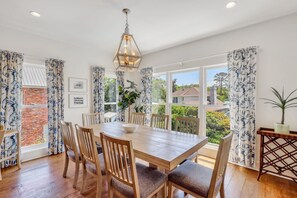 Dining - Golden Hour! The Perfect Beach Home, Private Heated Pool, Steps to Beach and Marsh, Sleeps 12 (Saint Simons Island)