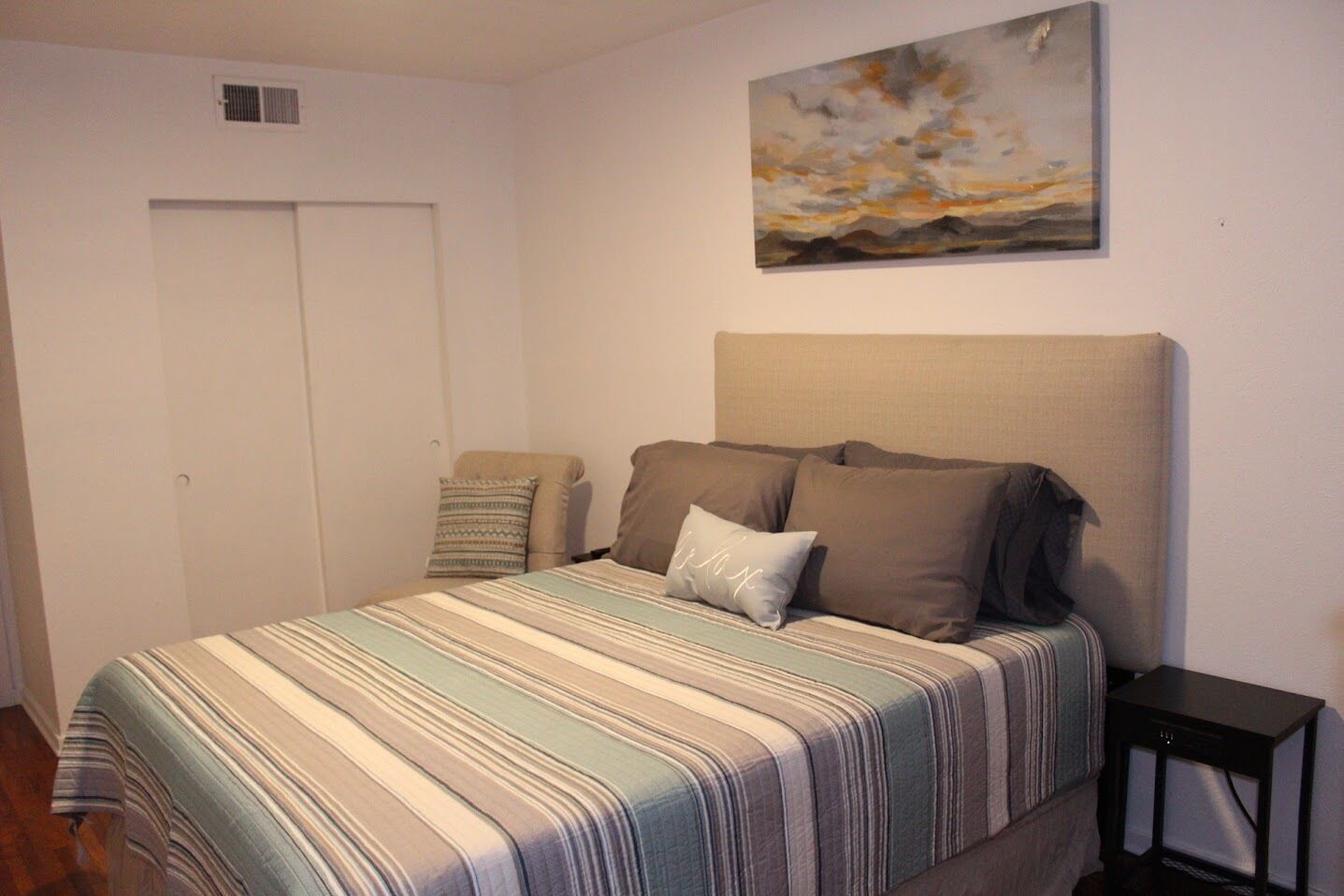 3 多间卧室、办公桌、熨斗/熨衣板、WiFi