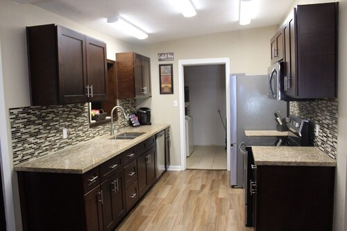 Castlereagh House of Houston, Tx