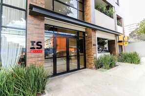 Premium Studio | Exterior detail