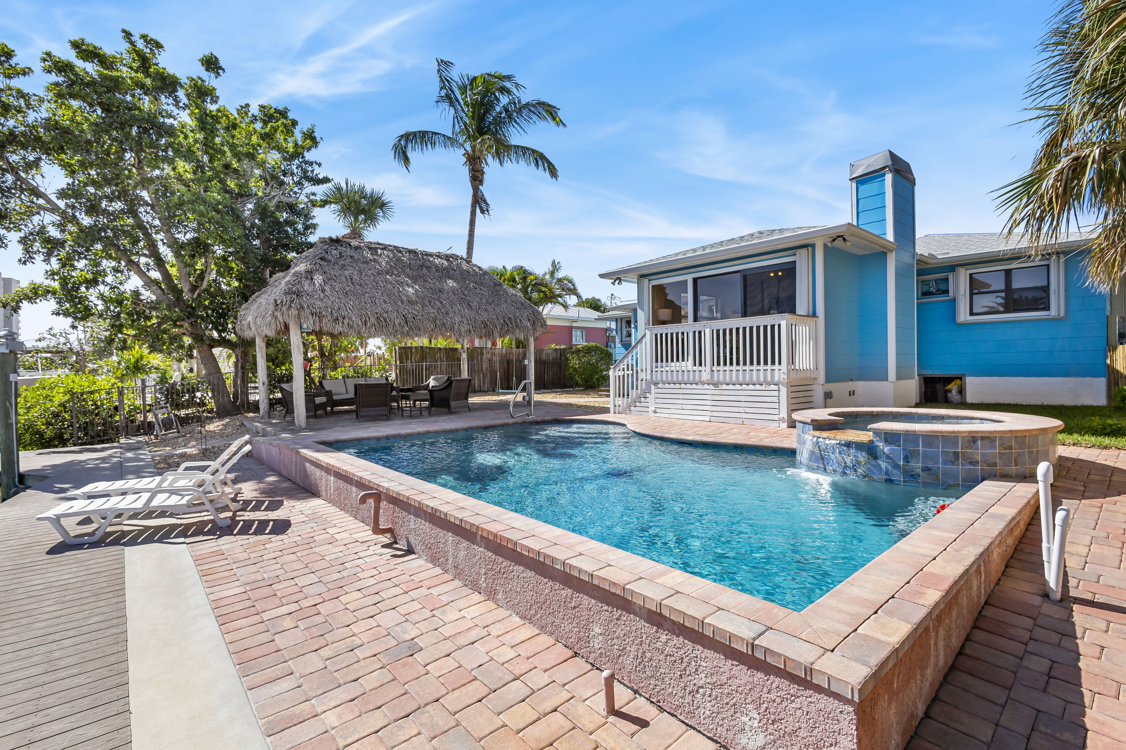 Welcome to Sunkissed Cottage - New Listing