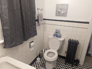 Handtücher, Toilettenpapier