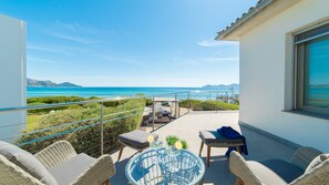 Terrace/patio - La Playa - Seafront luxury in Playa de Muro (Alcudia)