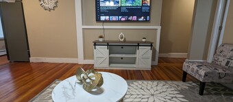 Spacious Providence Place rental near the mall.  Close to downtown Providence.