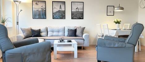 TV, bordtennis og stereoanlegg