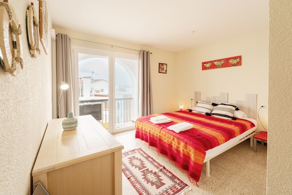 免费 WiFi、床单